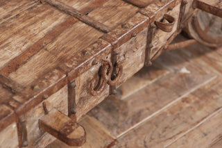 moroccan-style-coffee-table-side-details