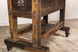 moveable vintage kitchen island