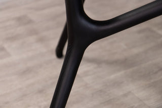 mulberry-120cm-dining-table-black-close-up