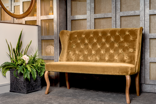 st-emilion-velvet-dining-bench