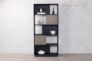 nevada-oak-bookcase-with-black-frame-close-up