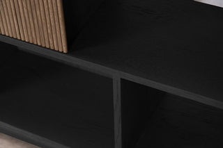 shelving-close-up