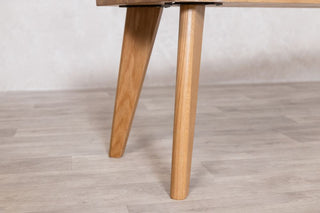 oak-tapered-bench