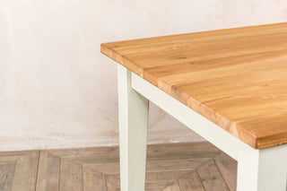 oak dining table