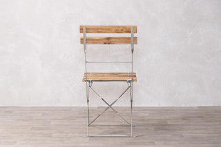 back-of-outdoor-slatted-chair