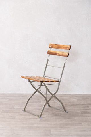 wooden-folding-chair