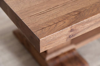 oak-table-top-detail