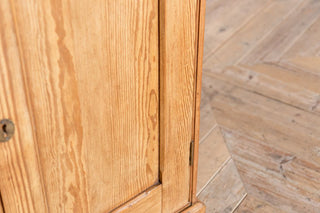 antique-pine-victorian-cabinet-close-up