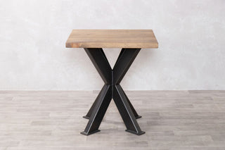 square-pine-top-on-tank-trap-base