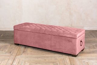 Valance Velvet Blanket Box