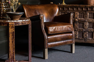 leather-armchair-in-home