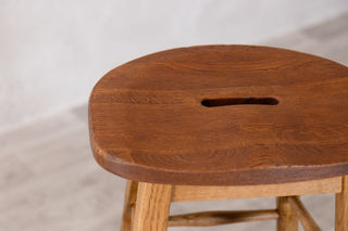 oak-stool-seat