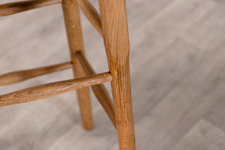 oak-stool-frame