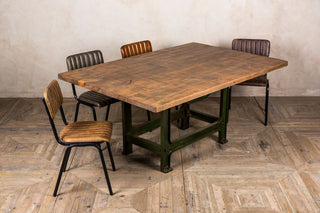 reclaimed-pine-top-table