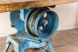 reclaimed poseur table