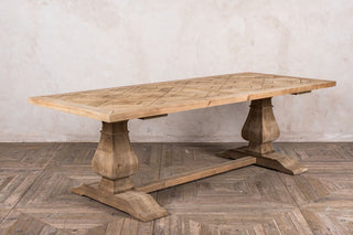 parquet-pattern-top-table
