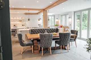 st-emilion-dining-bench-around-table