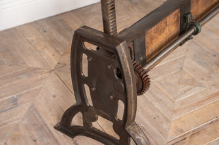 Bilston Rise and Fall Dining Table