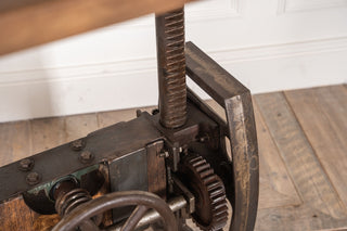 Bilston Rise and Fall Dining Table