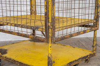 vintage-yellow-trolley-image