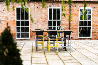 x-frame-bar-table-outside