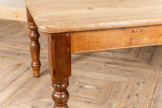 Large Pine Country Farmhouse Table
