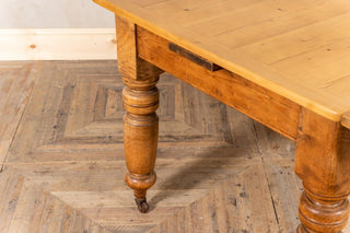 Edwardian Pine Extending Farmhouse Table