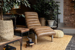 chaise-longue-leather-in-home