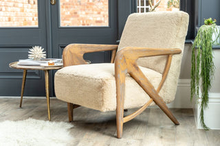 closer-view-of-armchair