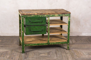 restaurant condiment station