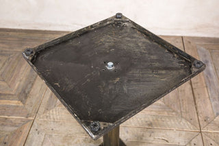 restaurant-table-base