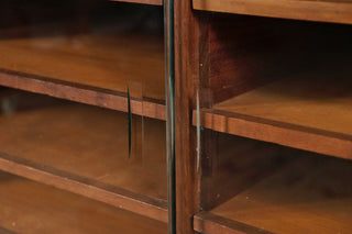 wine-cabinet-close-up