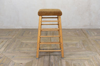 retro gym stool in saddle brown