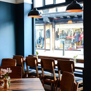 oslo-chairs-in-coffee-shop