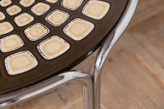 1970s-retro-coffee-table-close-up