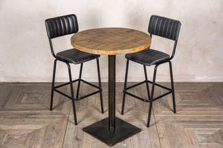 round-bar-table