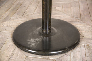 round-metal-base