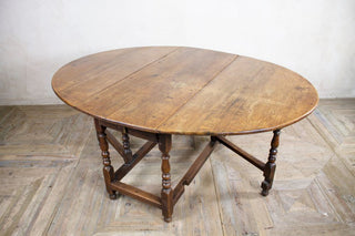 round oak table