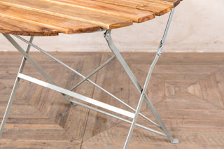 round-galvanised-folding-table