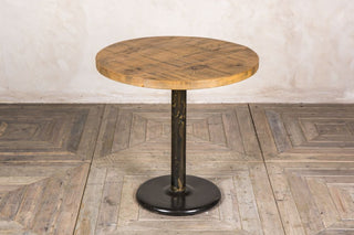 round-pine-pedestal-table