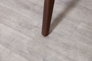 rowan-dining-table-leg-close-up-walnut