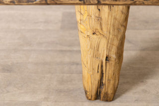 wooden-leg-detail