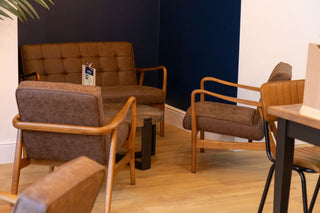 salisbury-armchair-lifestyle