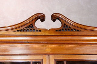 edwardian-antique-bookcase-detail