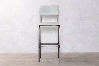 shoreditch-stool-concrete-front