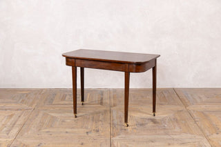 front-view-of-console