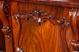 large-antique-mahogany-sideboard-detail