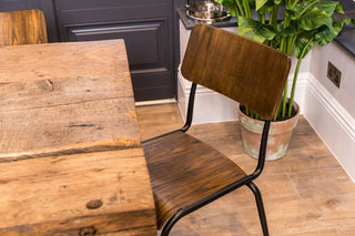 simple stacking chair