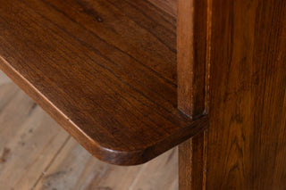 vintage-church-pew-small-close-up