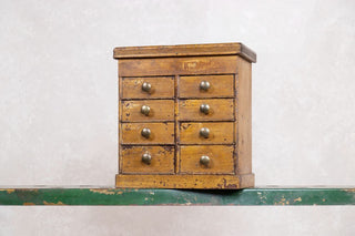 small-cabinet-makers-chest-of-drawers-side-view